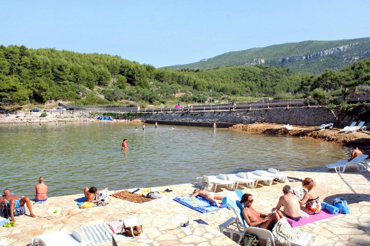 Apartments With A Parking Space Jelsa, Hvar - 8765 Jelsa  Exterior foto