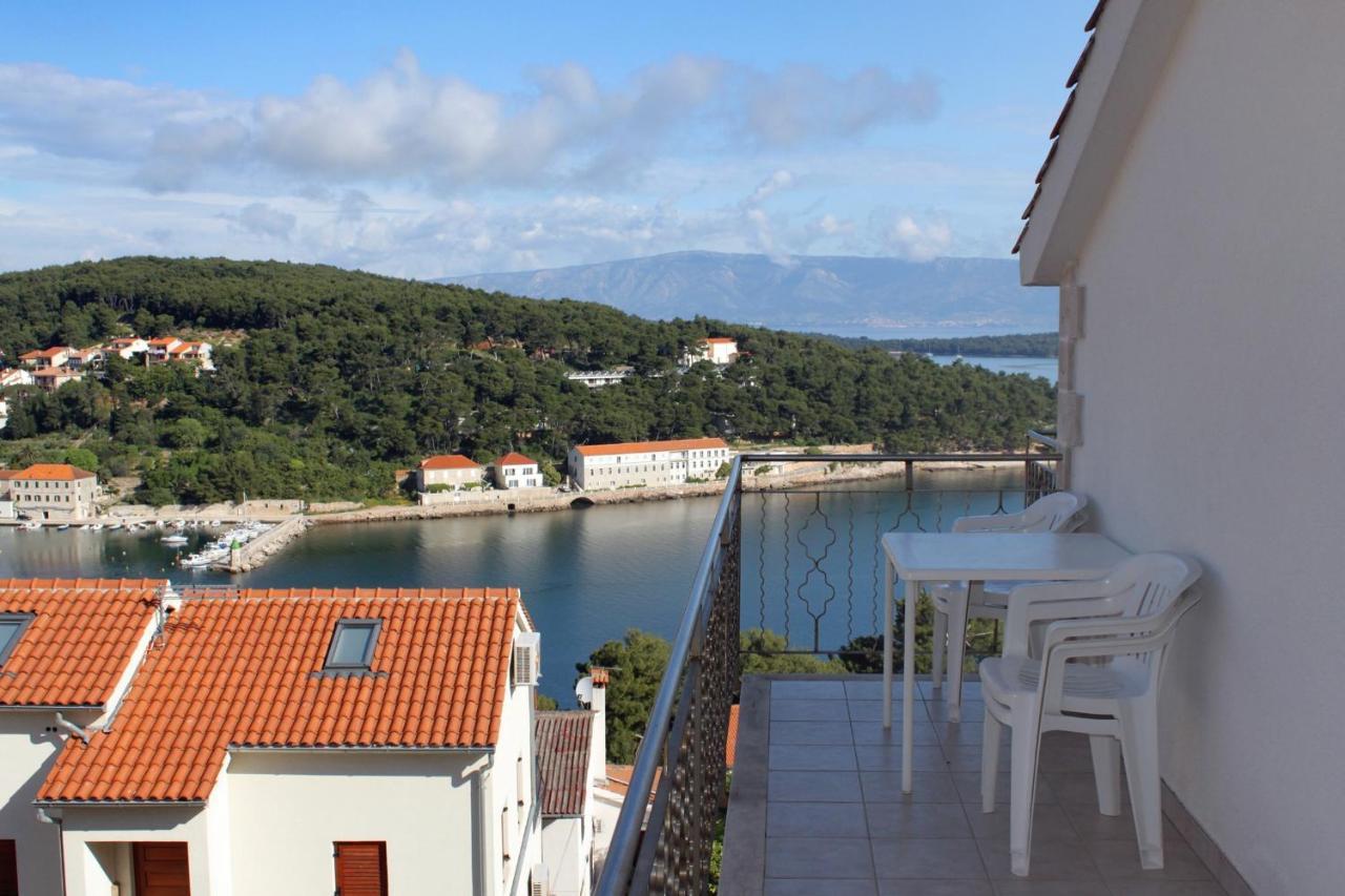 Apartments With A Parking Space Jelsa, Hvar - 8765 Jelsa  Exterior foto