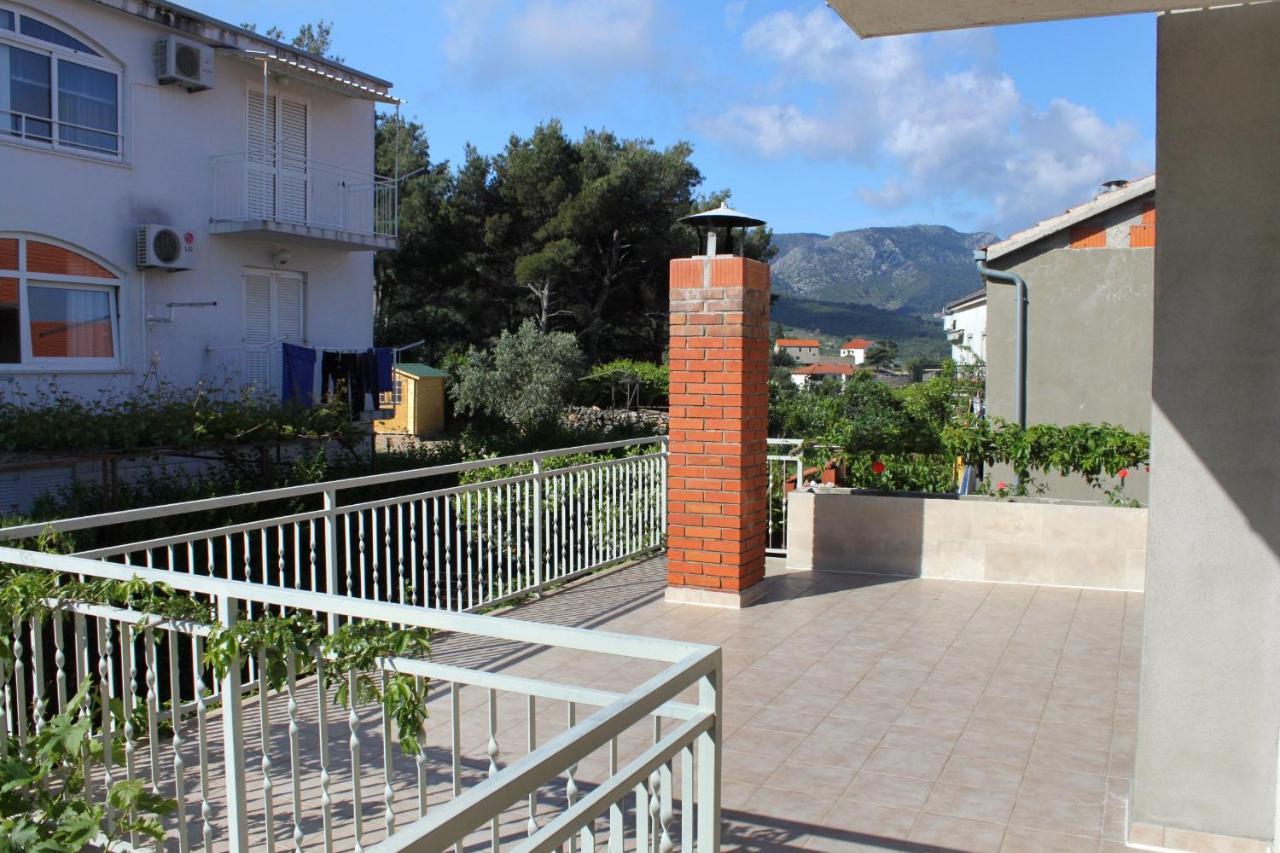 Apartments With A Parking Space Jelsa, Hvar - 8765 Jelsa  Exterior foto