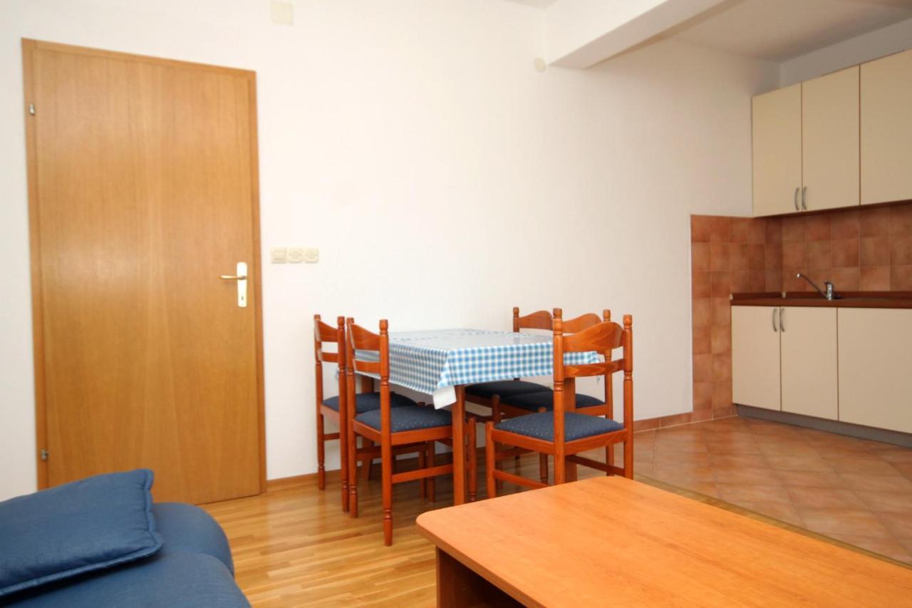 Apartments With A Parking Space Jelsa, Hvar - 8765 Jelsa  Exterior foto