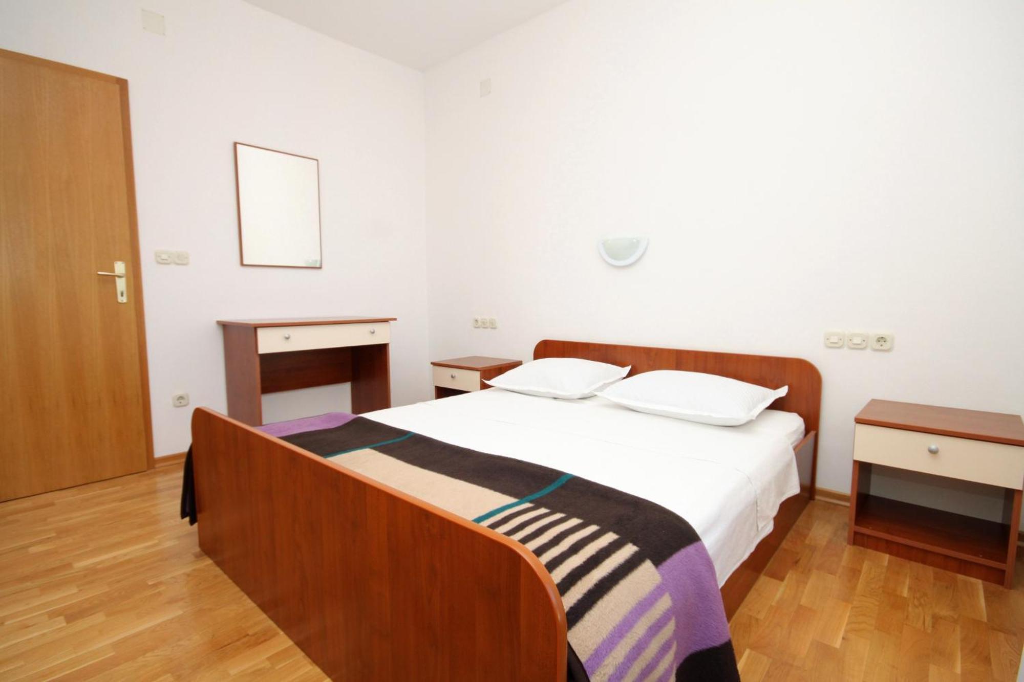 Apartments With A Parking Space Jelsa, Hvar - 8765 Jelsa  Habitación foto